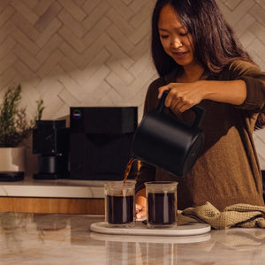 
                  
                    Load image into Gallery viewer, Fellow Aiden Precision Coffee Maker Matt Black Pour Kettle
                  
                