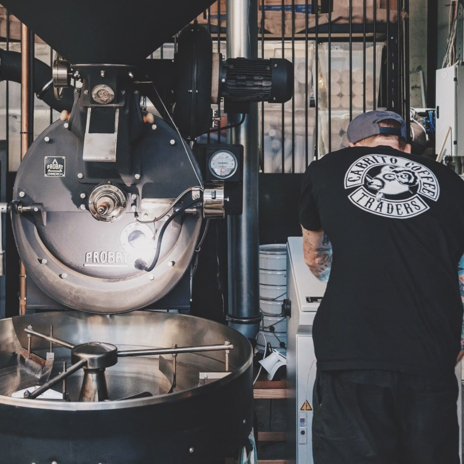 Welcome Dose roasting with 1956 Probat UG15 in store | Good Coffee Project